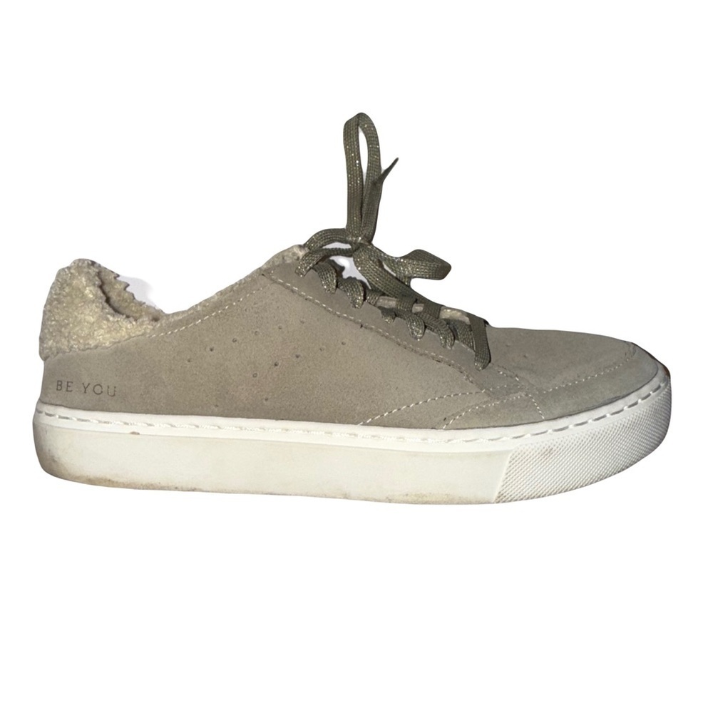 Dr Scholl’s Women’s Suede Faux Fur Lined Sneakers Size 9.5 Excellent Condition